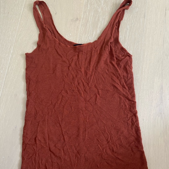 🛒 urban outfitters tank top - Picture 2 of 2